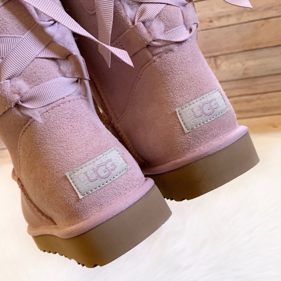 UGG Short Continuity Bow Boots In Pink Crystal - Picture 3 of 8